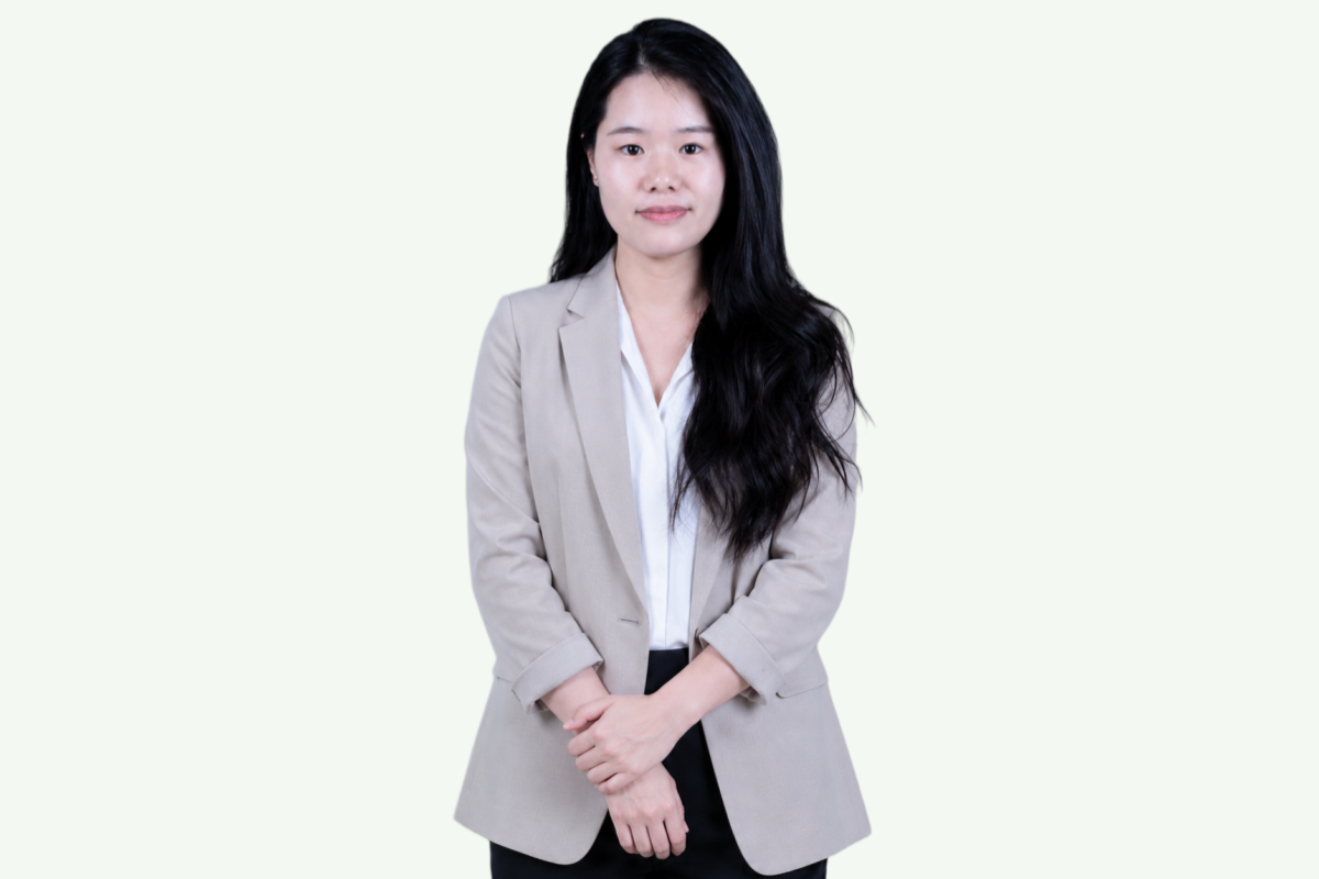 DAVOLIN Production Manager overseeing manufacturing processes and maintaining product quality standards
