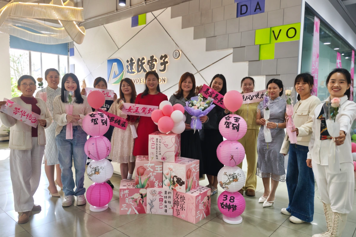 DAVOLIN team members celebrating International Women’s Day in 2025 during a special company appreciation event